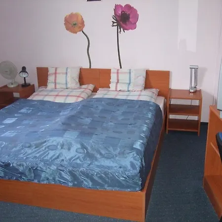 Timarhaz Maganszallashely Bed and Breakfast Σέγκεντ