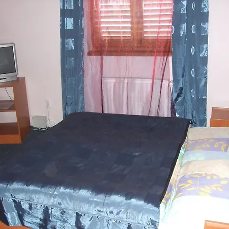 Timarhaz Maganszallashely Bed & Breakfast Segedín