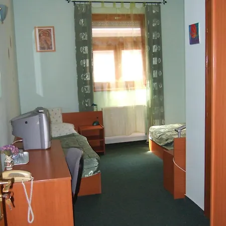 Timarhaz Maganszallashely Bed and Breakfast Σέγκεντ