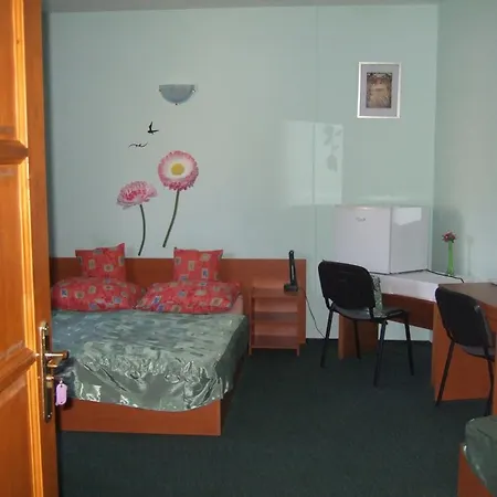 Timarhaz Maganszallashely 3*