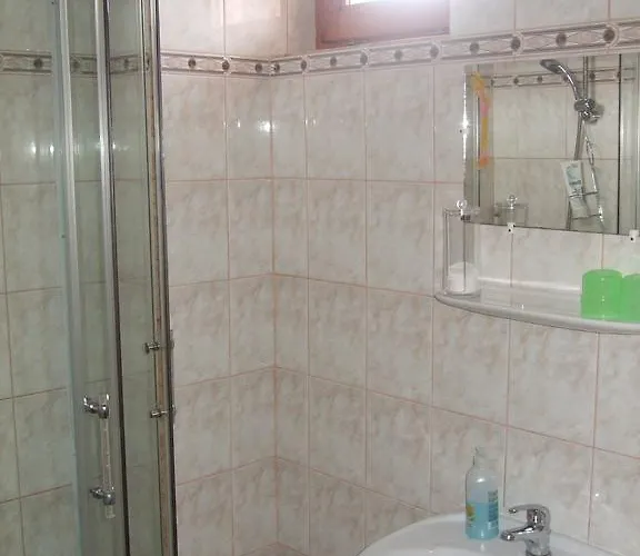 Timarhaz Maganszallashely 3*