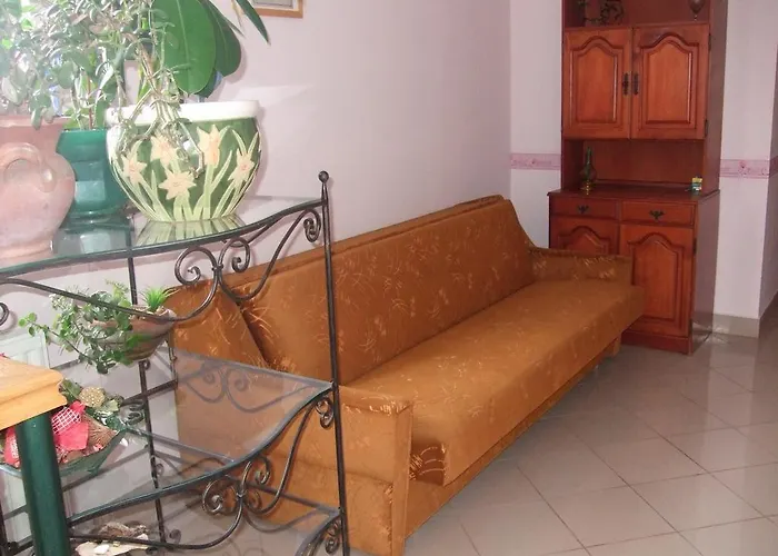 Timarhaz Maganszallashely 3*