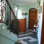 Timarhaz Maganszallashely Bed & Breakfast