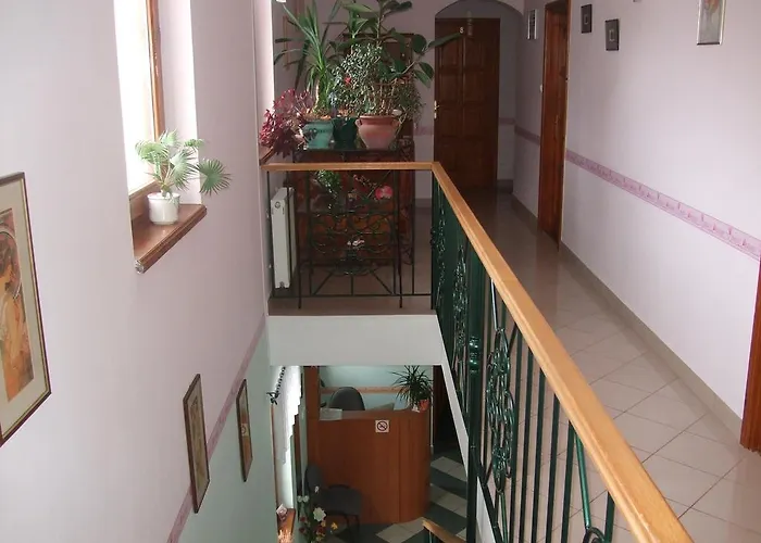 Timarhaz Maganszallashely Bed & Breakfast
